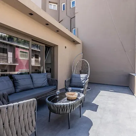 De Lenco Penthouse Apartment *