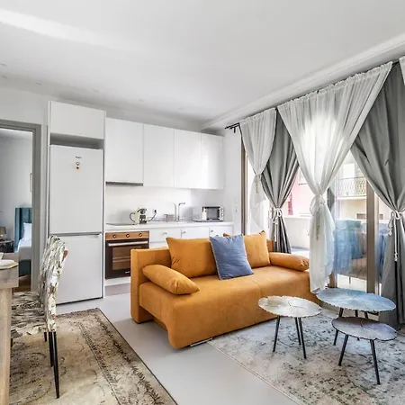 De Lenco Penthouse Apartment *