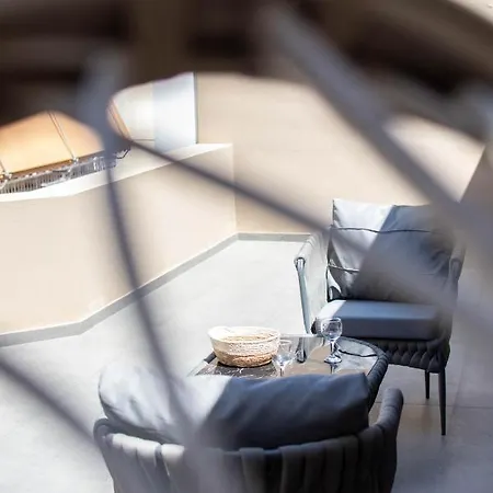 De Lenco Penthouse Apartment *